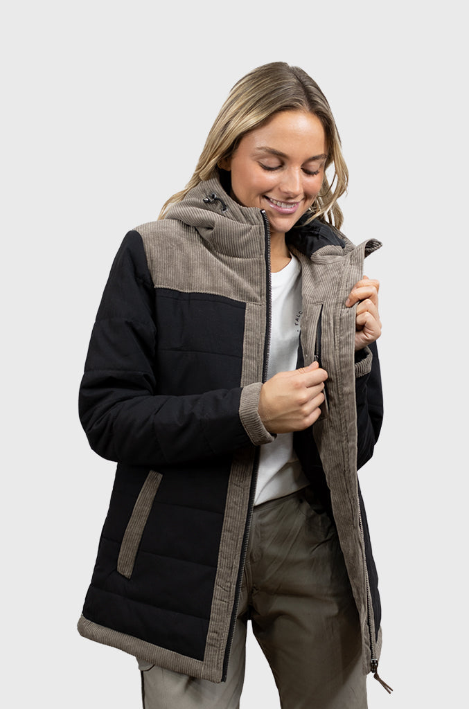 Chaqueta All Trails Black (Mujer) – Falcone Wear