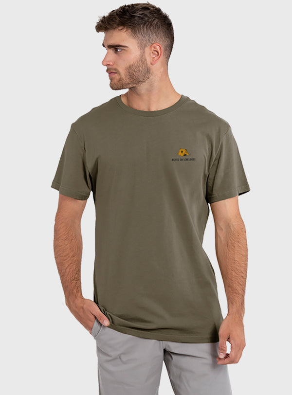 Polera Orgánica Nights on Loneliness Olive Green (Hombre)