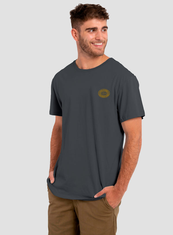 Polera Orgánica Adventure Dark Gray (Hombre)